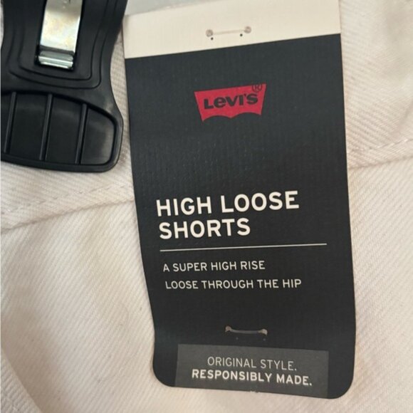 Levi's White Jean Shorts High-Waisted Relaxed Fit - Picture 2 of 4